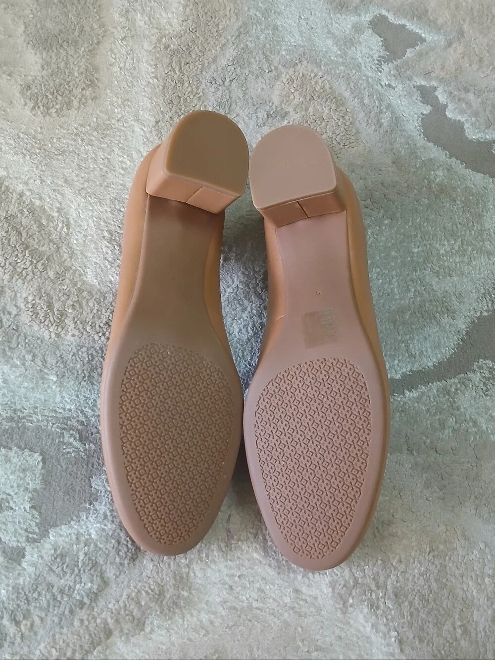 Tory Burch Chelsea Leather Block Heel Pumps with Gold Logo